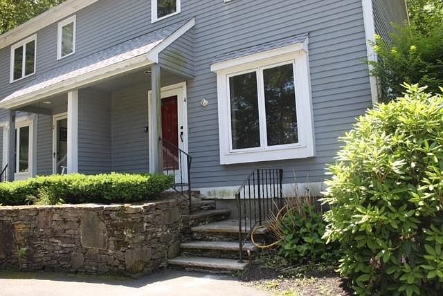 1st image of 4 Country Hollow Ln