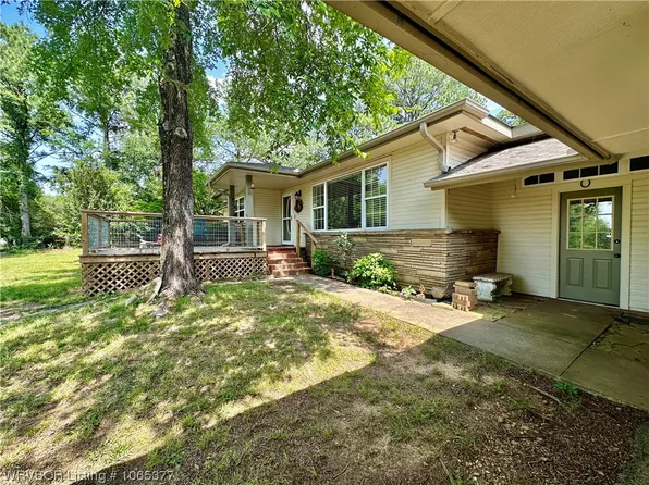 2002 N Witte St, Poteau, OK 74953