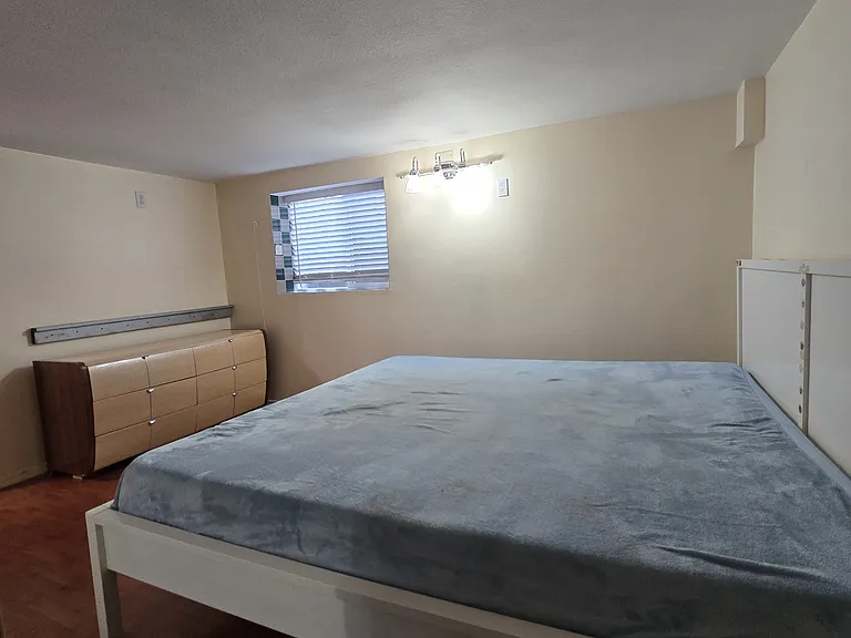 4241 S Kenyon St #B — Photo 21
