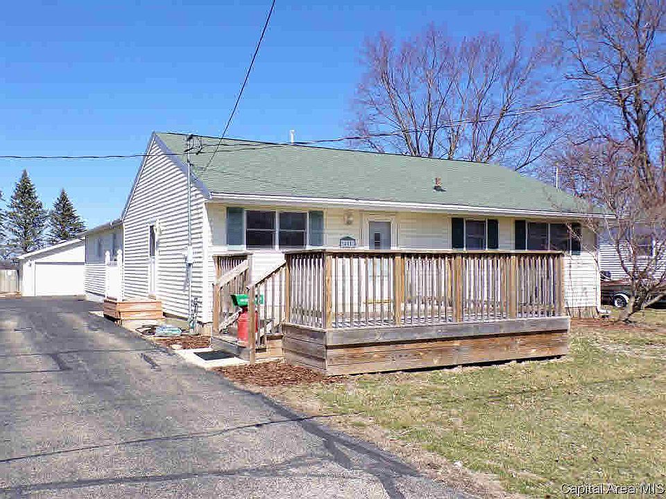 1st image of 405 E Douglas St