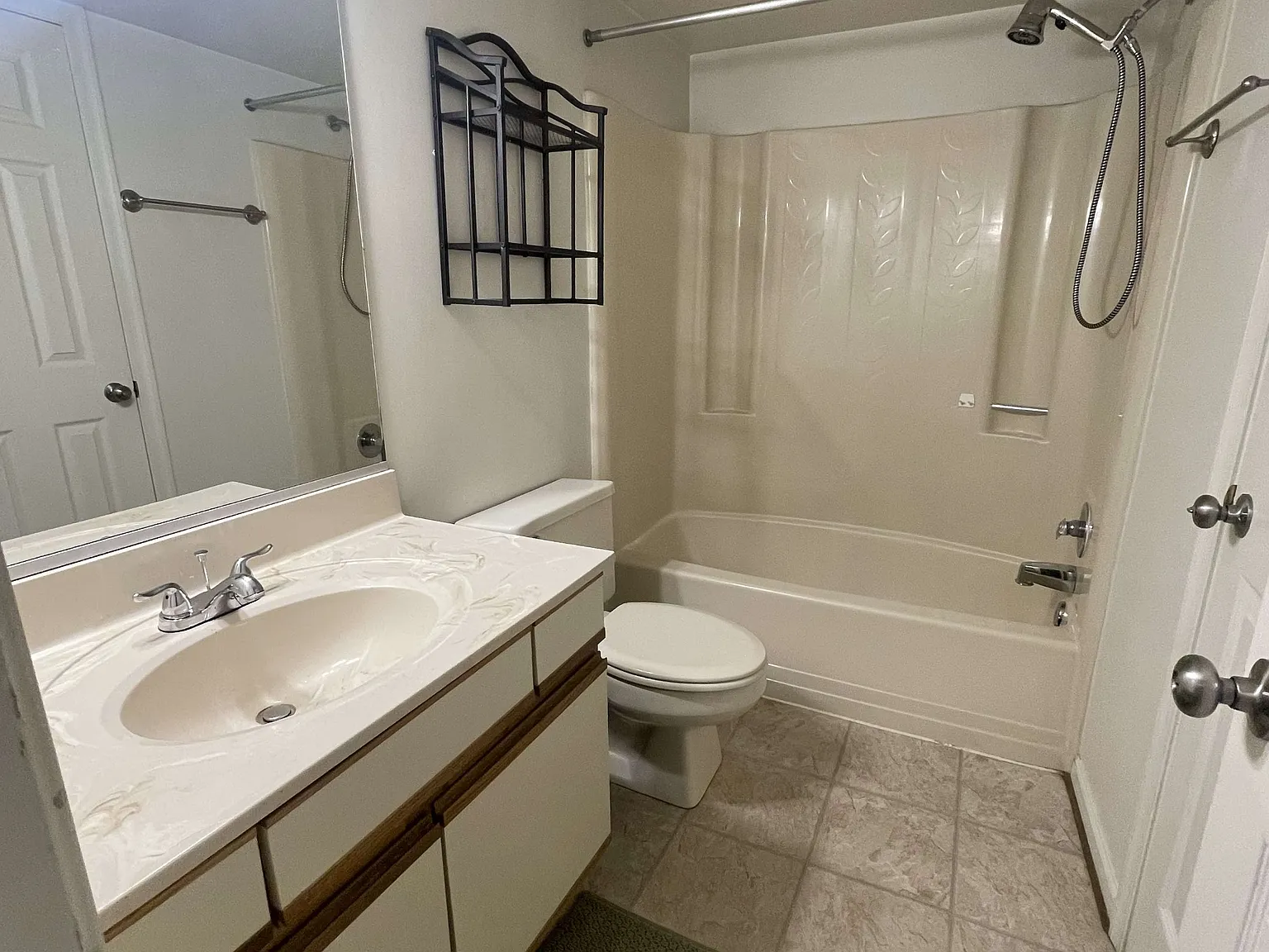 1214 Stockley Gardens - 1 — Photo 3