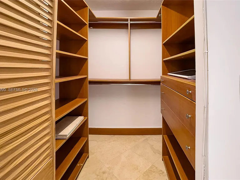1670 Bay Rd #2D — Photo 10