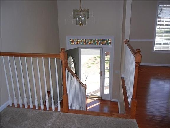 4th image of 3141 Westchester Dr