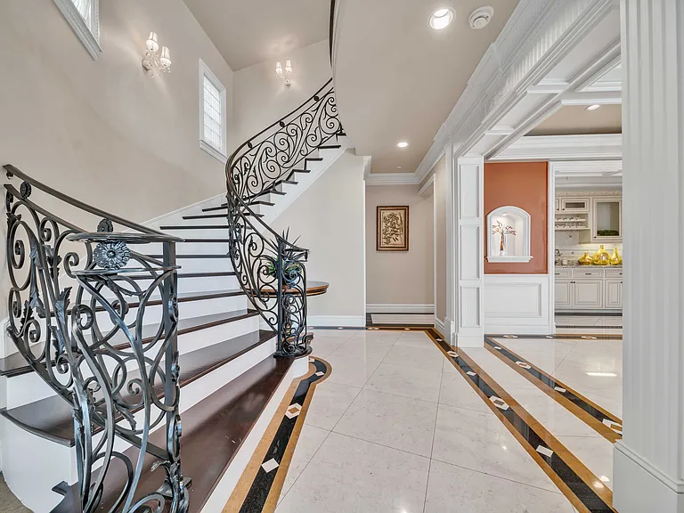 137 W Winnie Way — Photo 52
