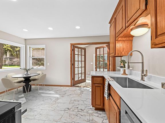 5th image of 5737 N Sievers PLACE