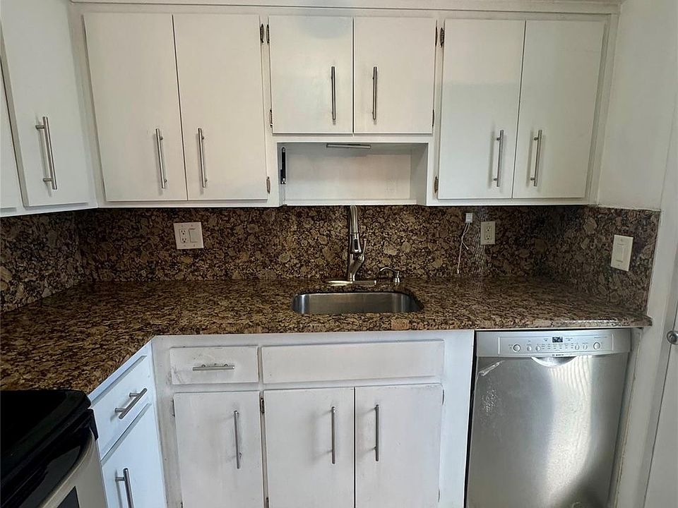 1st image of 777 SE 2nd Avenue #105