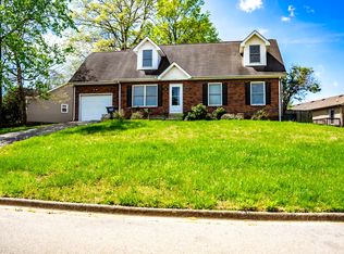 1712 Thistlewood Dr, Clarksville, TN