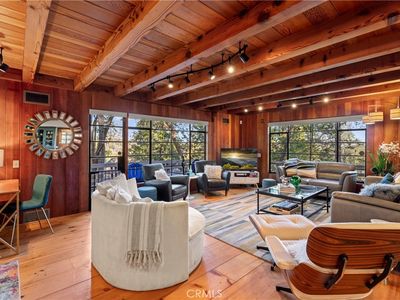309 Castle Gate Rd, Lake Arrowhead, CA, 92352