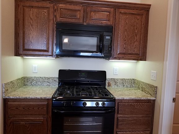 3rd image of 1861 Westward Ln