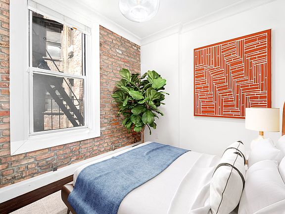 4th image of 204 W 10th St APT 12