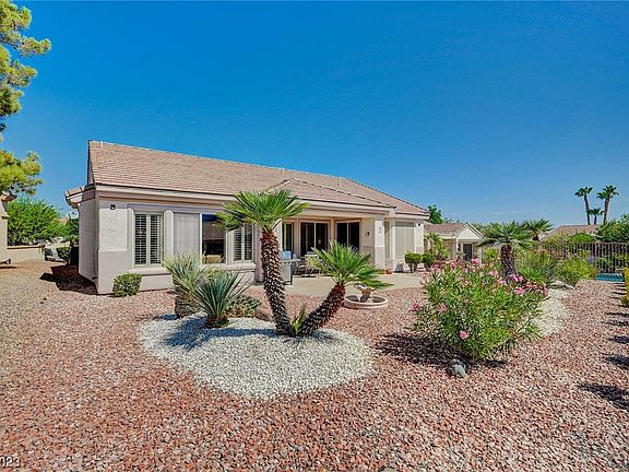 3rd image of 456 Stovall Cress Ct