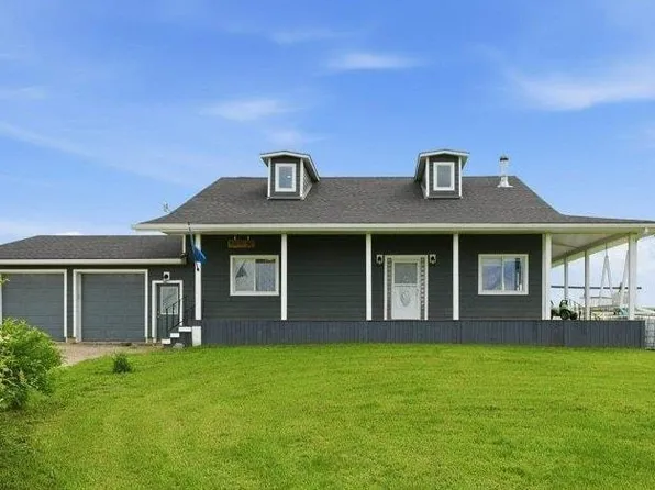 58111 Lily Lake Rd, Sturgeon County, AB T0G 1L2