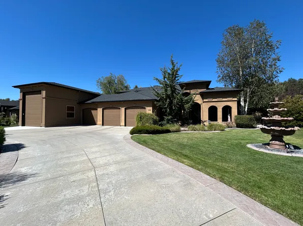 168 W River Meadow Dr, Eagle, ID 83616