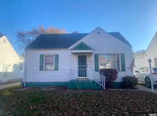 2468 S 11th St, Springfield, IL 62703