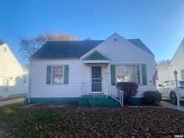 2468 S 11th St, Springfield, IL 62703
