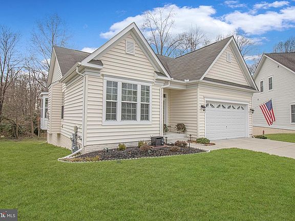 2nd image of 103 Sanderling Ct