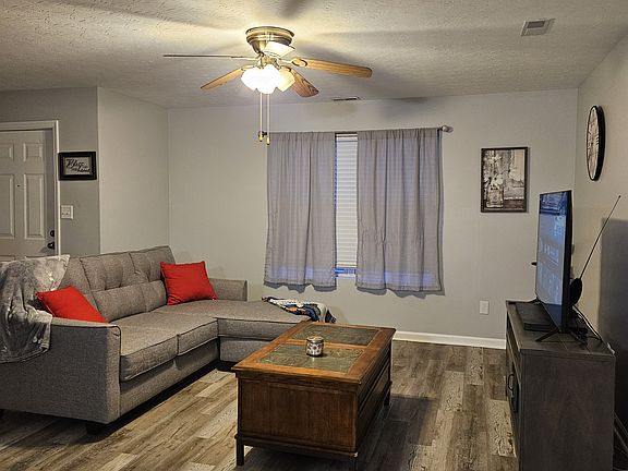 5th image of 132 Eagle Nest Dr
