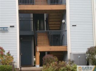 1611 Aspen Dr, Plainsboro, NJ 08536