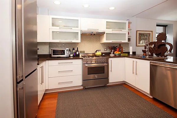 Sold by Corcoran | media 2