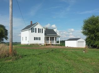 17645 Mount Hunger Rd, Sycamore, IL 60178