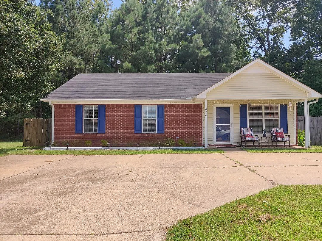 438 Beauregard Circle - 1 — Photo 1