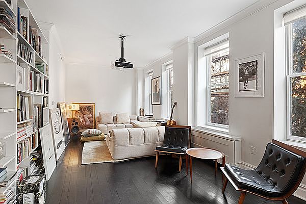 1st image of 31 W 11th St APT 3B