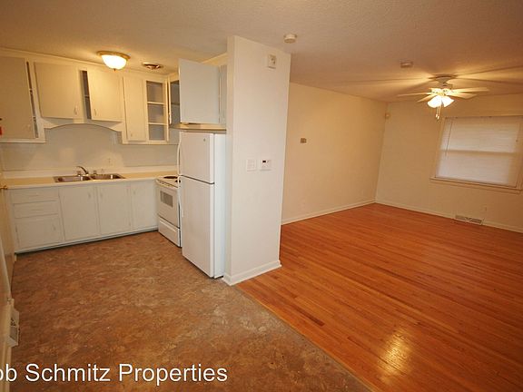 3rd image of 2107 Elmwood Ave