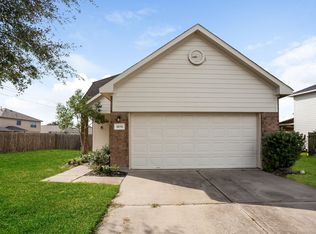 4838 Montclair Hill Ln, Fresno, TX 77545