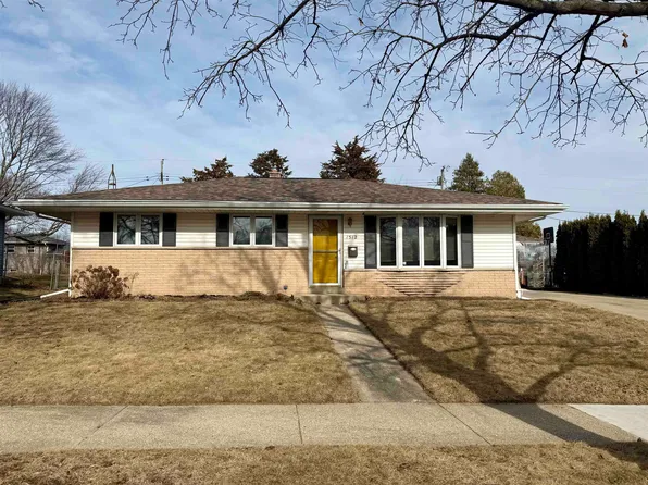1512 Conde St, Janesville, WI 53546