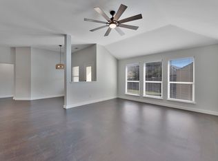 605 Clearbrook St, Azle, TX 76020