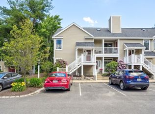 157 Tyson Commons Ln #157, Braintree, MA 02184