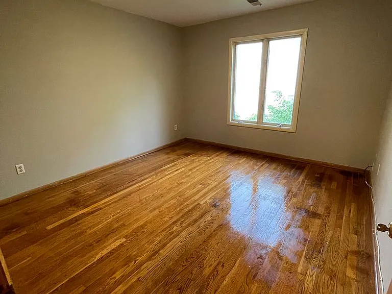 70 W Northwood Ave — Photo 33