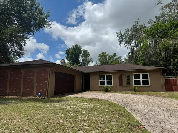 10916 N 19TH STREET, TAMPA, FL 33612