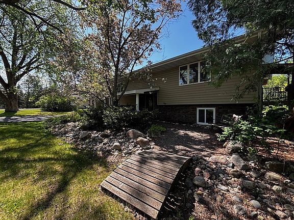 3rd image of 27890 Little Pleasant Dr