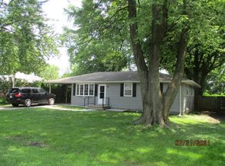 566 Tidball Ave, Centralia, MO 65240