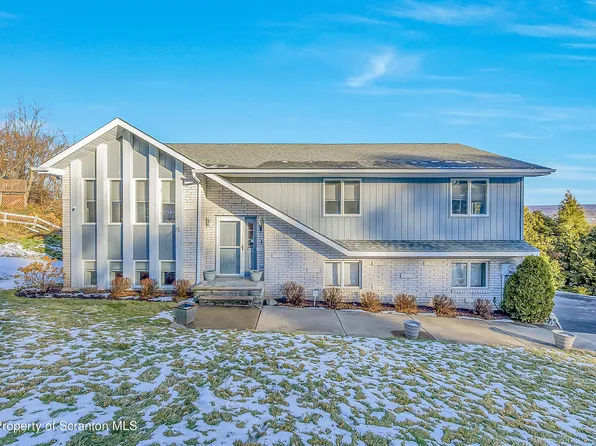 102 Glenstone Rd, Scranton, PA 18519