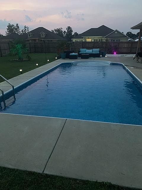 1st image of 5275 Gaineswood Dr