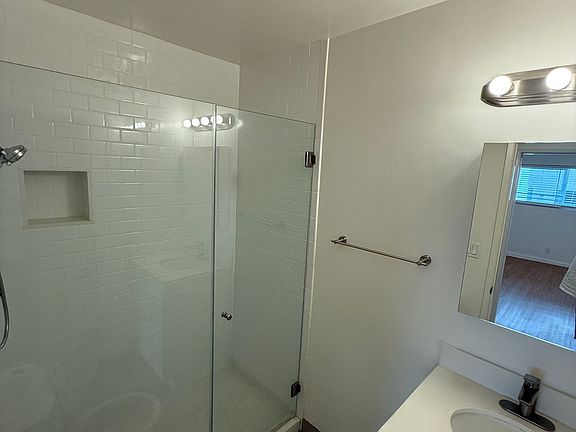 2nd image of 8437 Blackburn Ave APT 2