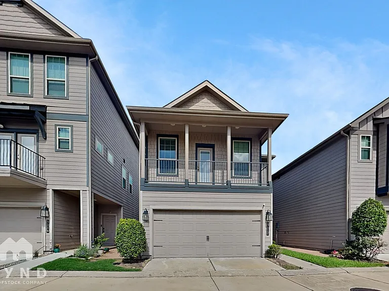 3112 Founders Rock Dr — Photo 1