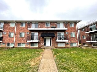 Warren Park 1-2 Bedroom Apartments, Indianapolis, IN 46229