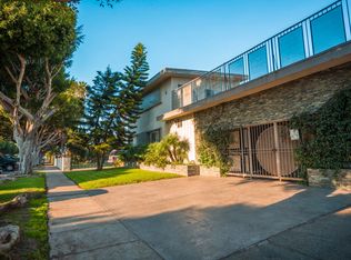 1863 10th St., Santa Monica, CA 90404