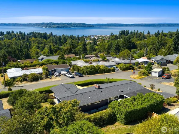 23006 Thunderbird Drive S, Des Moines, WA 98198