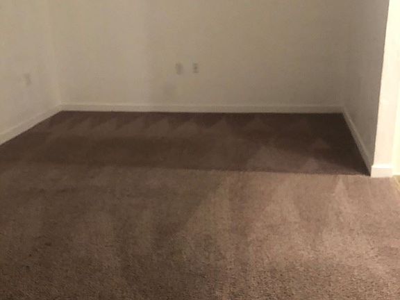 5th image of 218 N E St APT 3