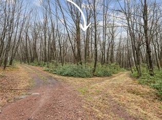 586 Zermatt Rd, Jenners, PA