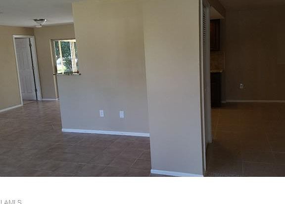3rd image of 3900 Villmoor Ln