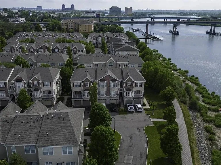 40 Mallard Pl — Photo 15