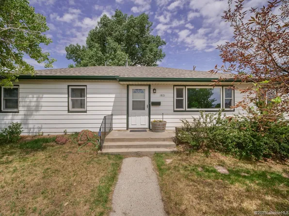 1821 Spring Creek Dr, Laramie, WY 82070
