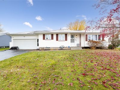 15 Kennedy Cir, Rochester, NY, 14609