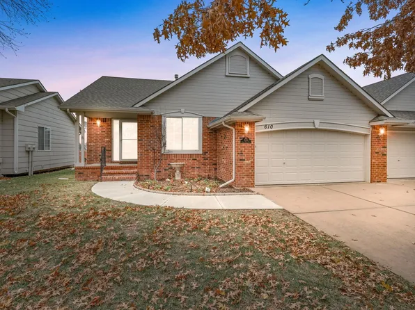 610 N Cedar Downs Cir, Wichita, KS 67235