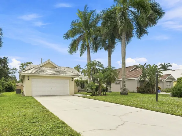 6022 Westbourgh Dr, Naples, FL 34112